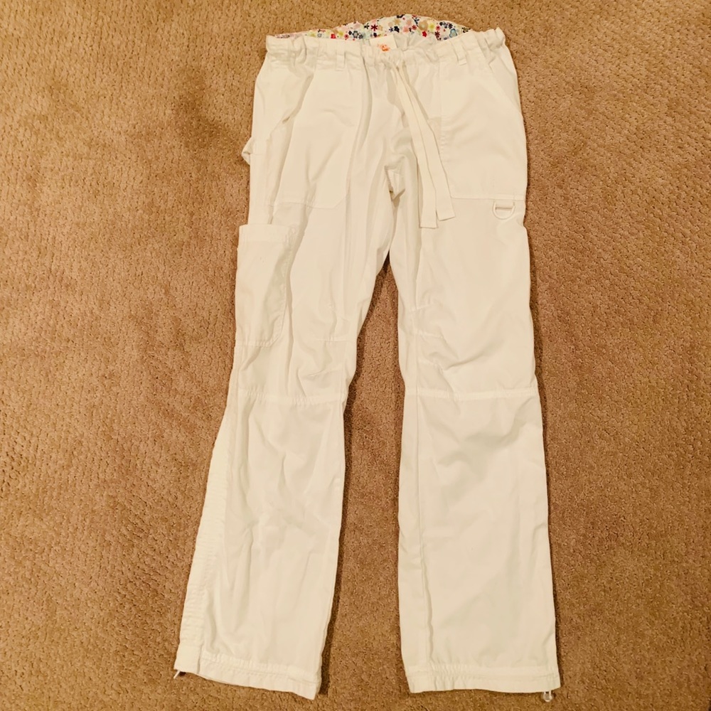 Koi scrubs pants size small